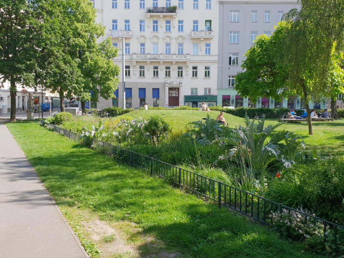 Mauthaus Schoenbrunn Wina Bagian luar foto